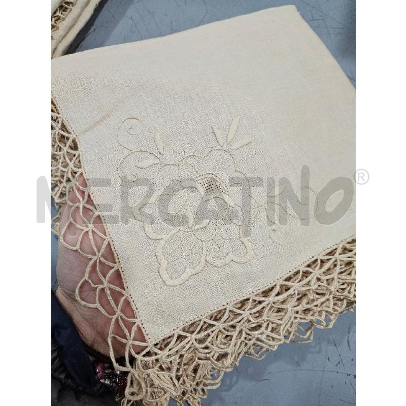 TOVAGLIA BURANO 12 PX CON TOVAGLIOLI IN MISTO LINO | Mercatino dell'Usato Salerno fratte 3