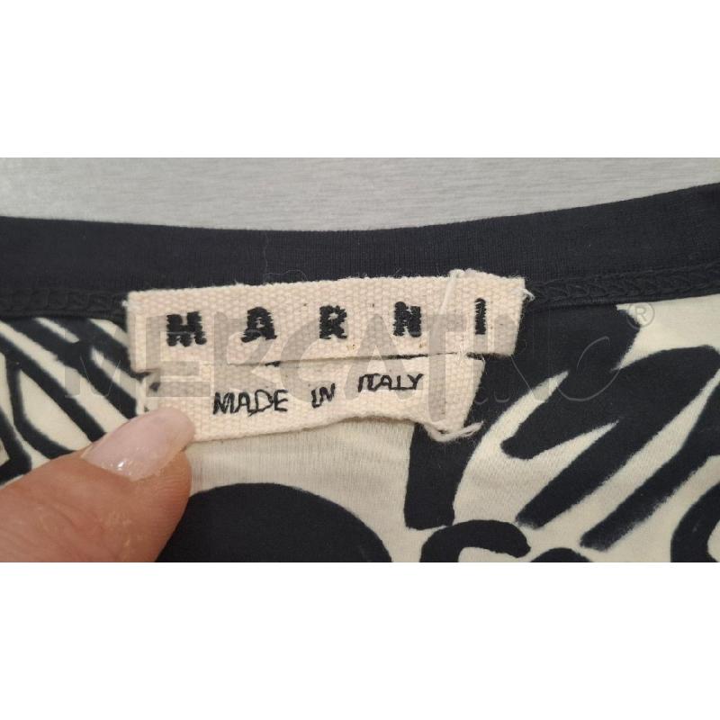 T SHIRT UNISEX MARNI AVANTI NERA DIETRO SCRITTE | Mercatino dell'Usato Salerno fratte 3