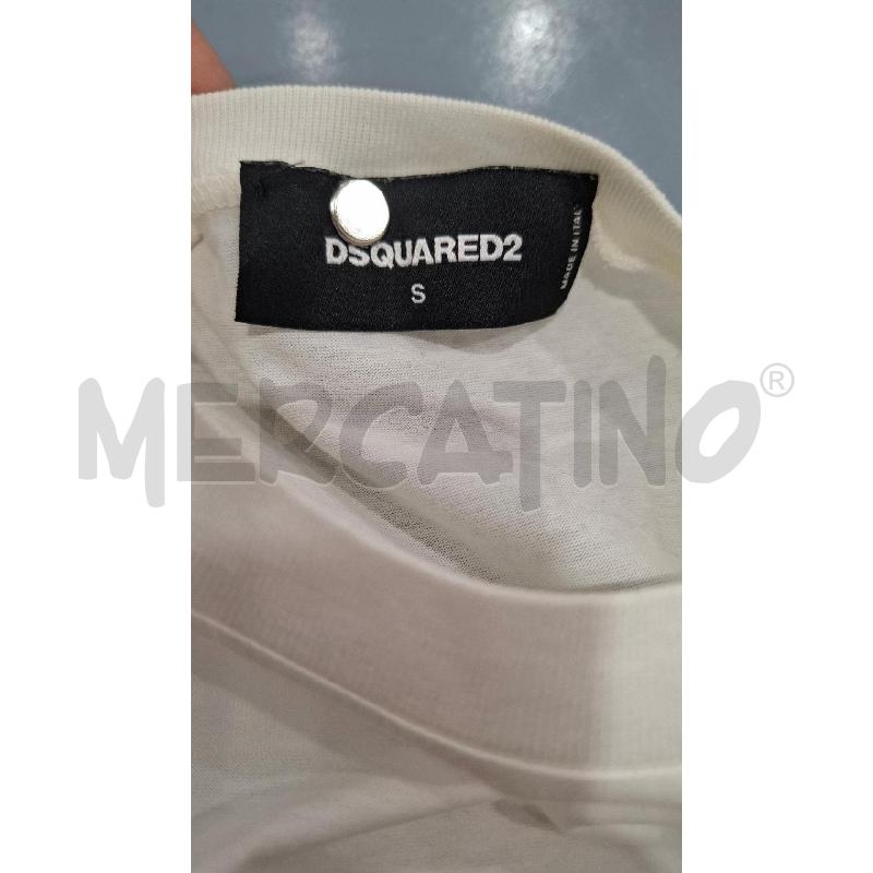 T SHIRT UOMO DSQUARED2 SCRITTA ROSSA | Mercatino dell'Usato Salerno fratte 4