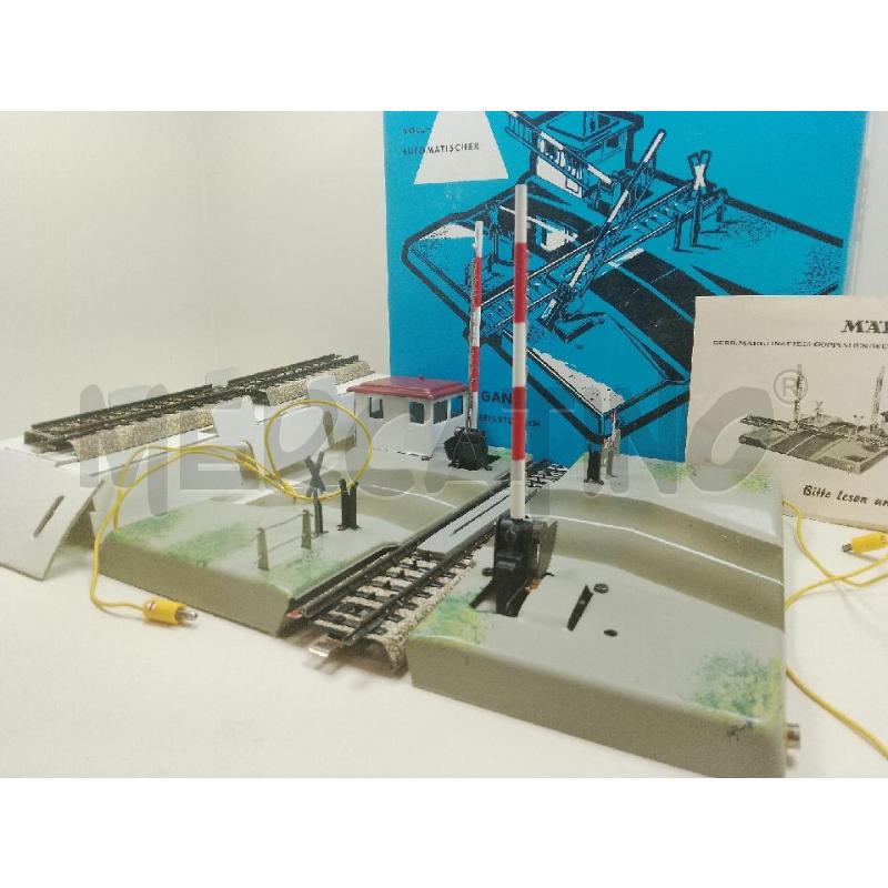 BINARIO TRENO PASSAGGIO LIVELLO MARKLIN 7192 | Mercatino dell'Usato Siena 2