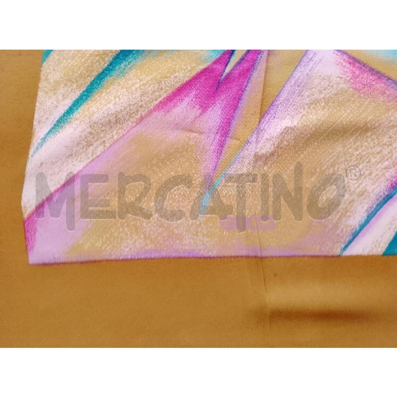 FOULARD GUCCI VINTAGE DA RIV | Mercatino dell'Usato Siena 2