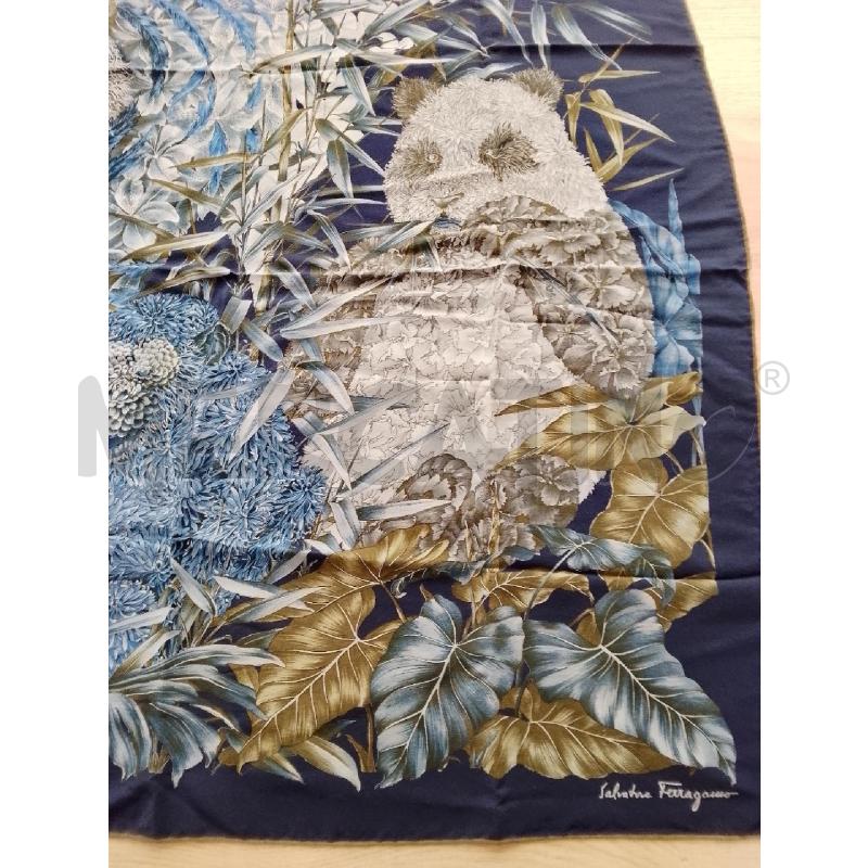 FOULARD SALVATORE FERRAGAMO VINTAGE BLU | Mercatino dell'Usato Siena 2