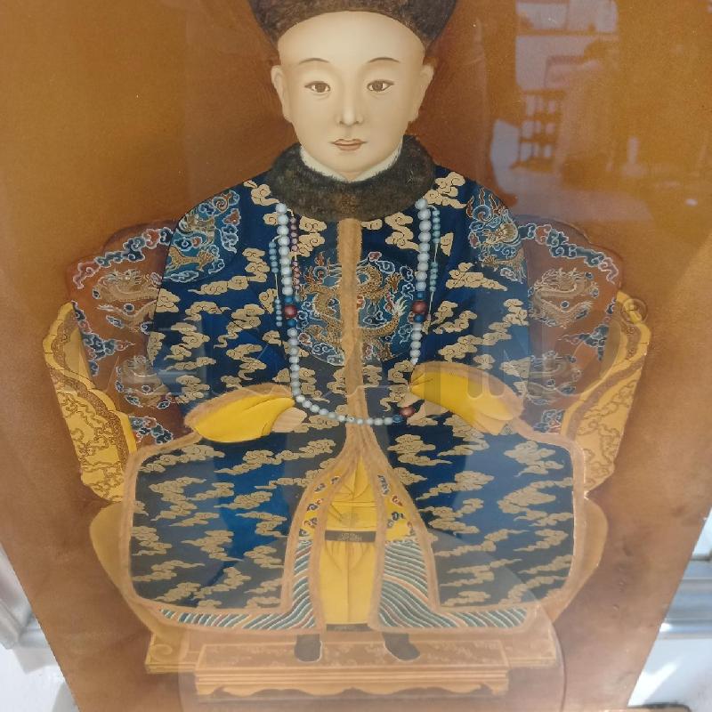 LASTRA DI VETRO IMPERATORE DIPINTO CINA  | Mercatino dell'Usato Siena 3