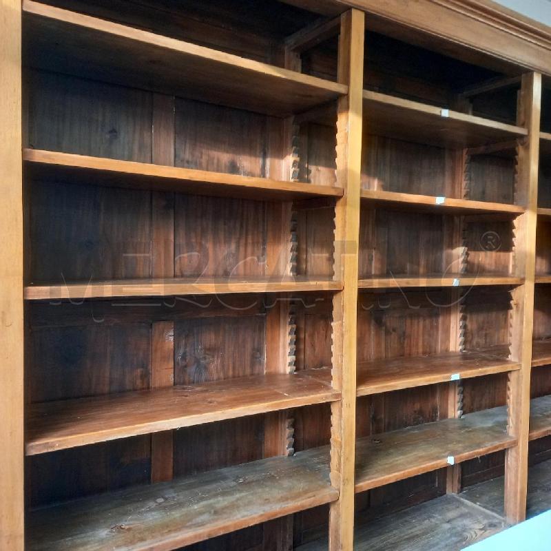LIBRERIA VECCHIA GRANDE PIANI REGOLABILI E SPORTELLI SOTTO | Mercatino dell'Usato Siena 2