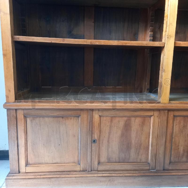 LIBRERIA VECCHIA GRANDE PIANI REGOLABILI E SPORTELLI SOTTO | Mercatino dell'Usato Siena 3