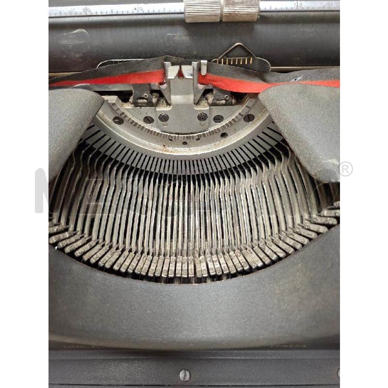 MACCHINA DA SCRIVERE OLIVETTI M40 | Mercatino dell'Usato Siena 2