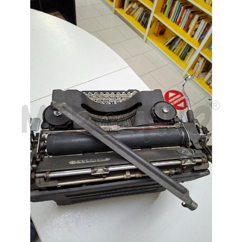 MACCHINA DA SCRIVERE OLIVETTI M40 | Mercatino dell'Usato Siena 3
