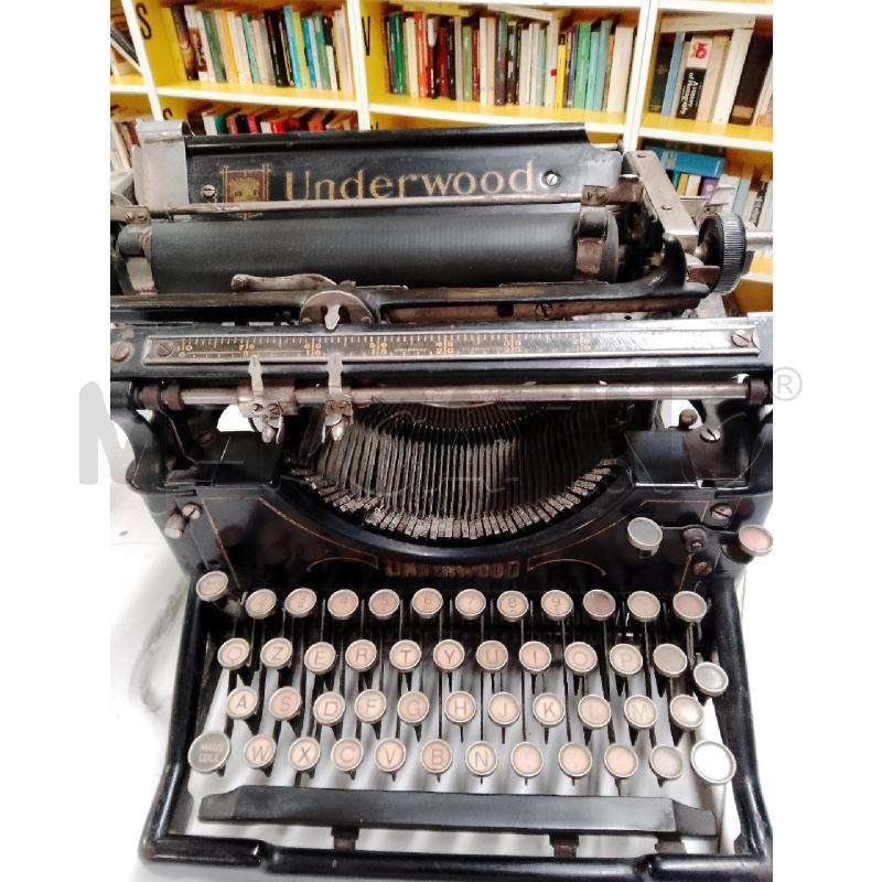 MACCHINA DA SCRIVERE UNDERWOOD DA RIV | Mercatino dell'Usato Siena 2