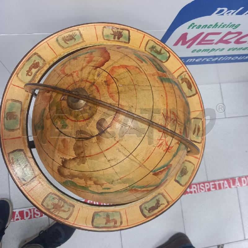 MAPPAMONDO VINTAGE LEGNO DIPINTO | Mercatino dell'Usato Siena 4