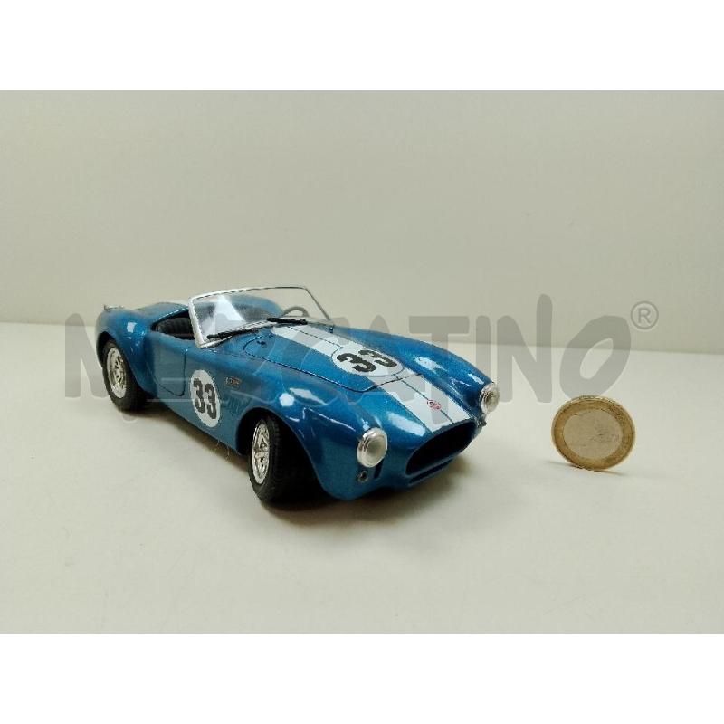MODELLINO AUTO BLU DA CORSA | Mercatino dell'Usato Siena 1