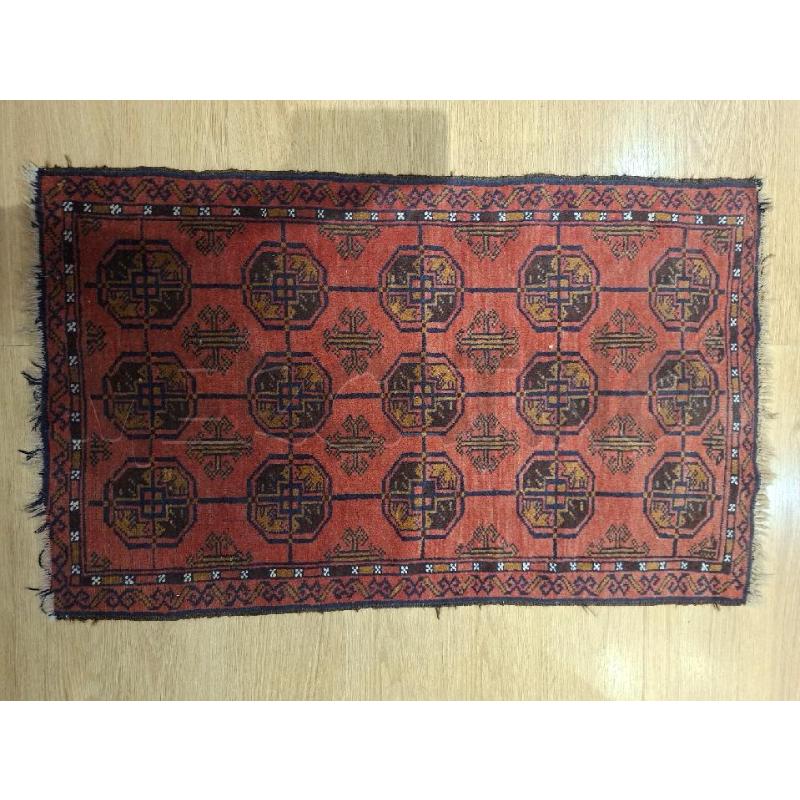 TAPPETO ROSSO ARTIGIANALE 133 X 80 FRANGE DA RIVEDERE | Mercatino dell'Usato Siena 1