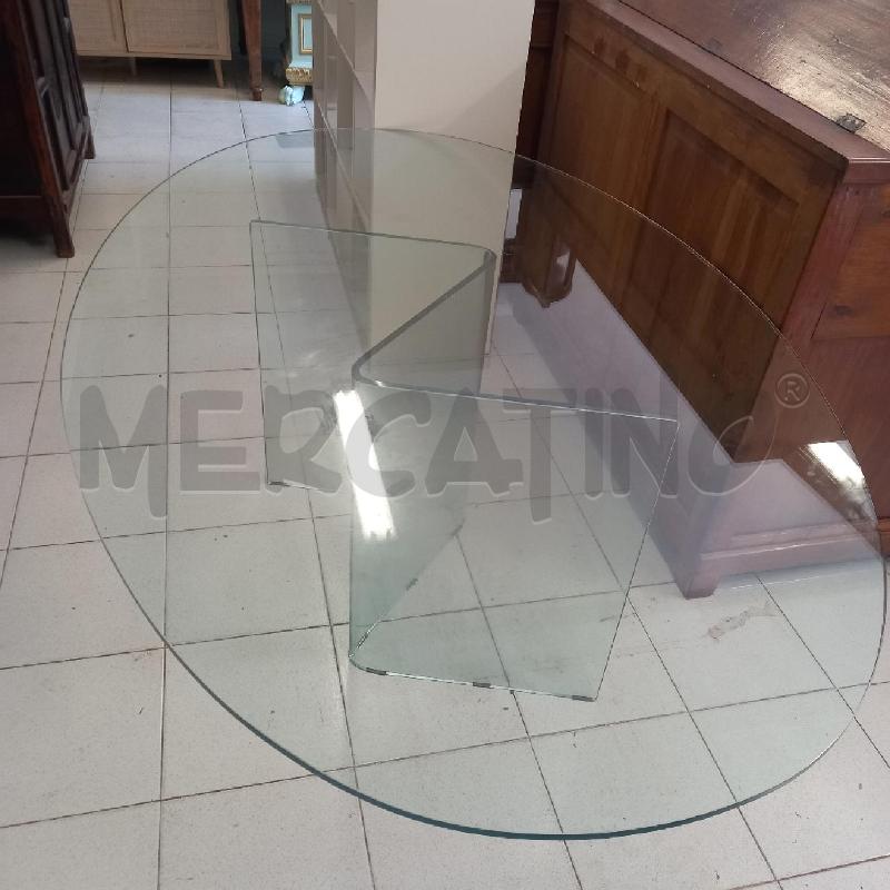 TAVOLO DI CRISTALLO OVALE CON BASE CRISTALLO | Mercatino dell'Usato Siena 2