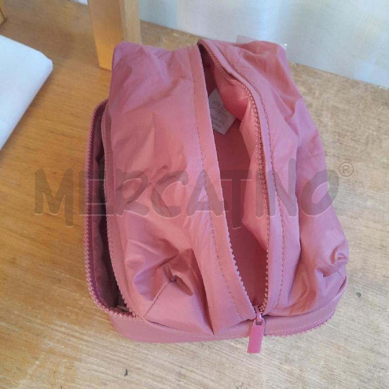 BEAUTY CASE MANDARINA DUCK ROSA | Mercatino dell'Usato Sondrio 2