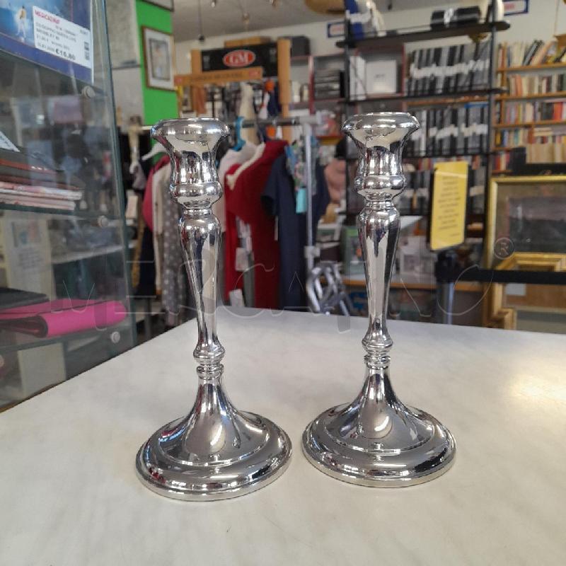 CANDELABRI PZ. 2 TIPO ARGENTO | Mercatino dell'Usato Sondrio 1