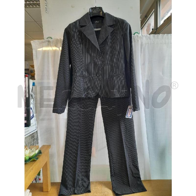 COMPLETO DONNA PANTALONE GESSATO | Mercatino dell'Usato Sondrio 1