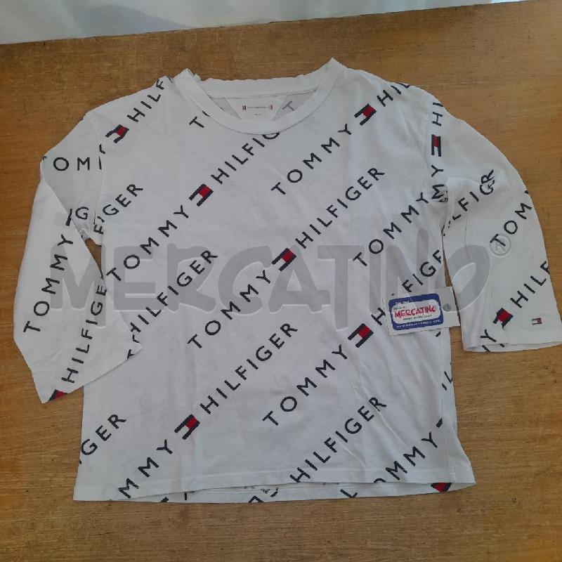 MAGLIA RAGAZZA HILFIGER BIANCA SCRITTE | Mercatino dell'Usato Sondrio 1