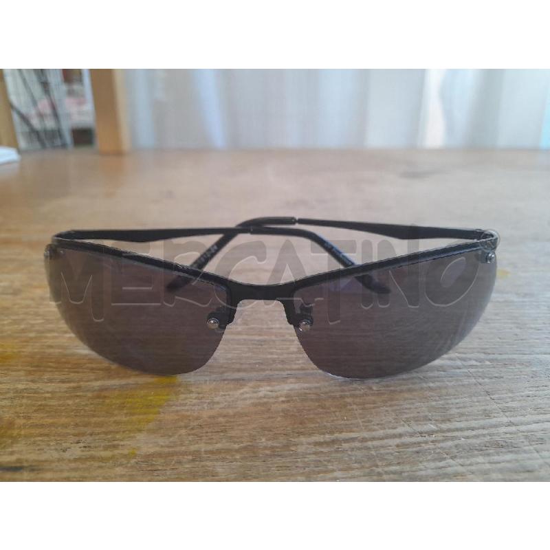 OCCHIALI UNISEX LENTI SCURE | Mercatino dell'Usato Sondrio 1