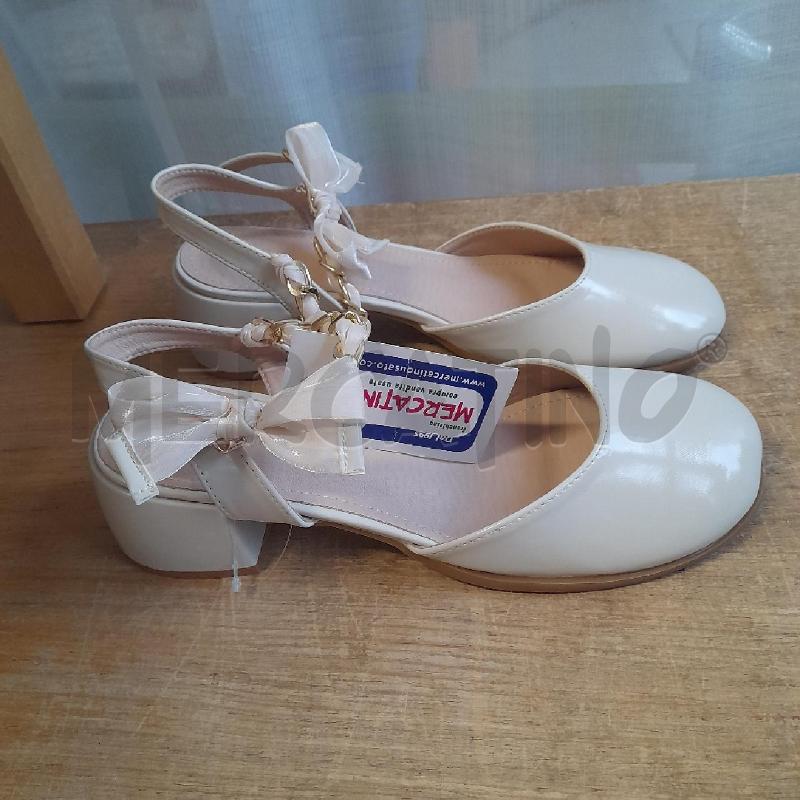 SCARPE DONNA BABY JUNZHUHUA | Mercatino dell'Usato Sondrio 2