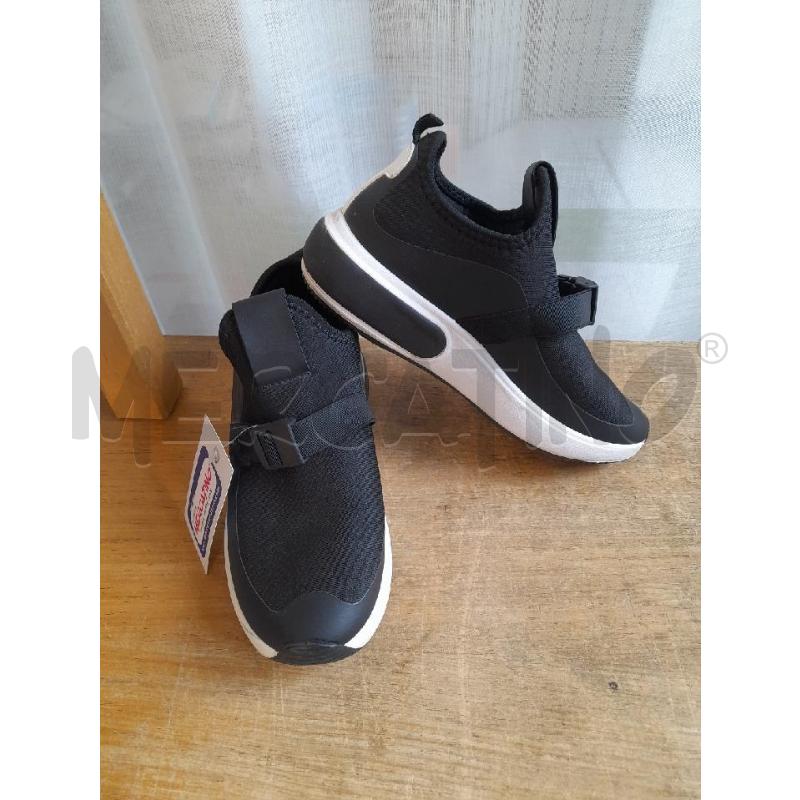 SNEAKERS DONNA SLIP ON NERE | Mercatino dell'Usato Sondrio 1