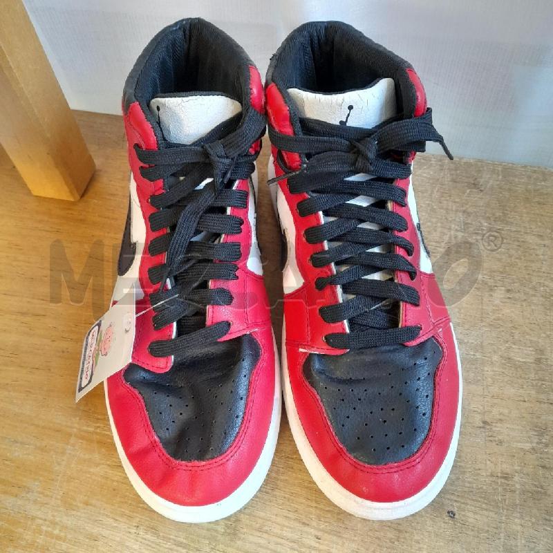 SNEAKERS UOMO NIKE JORDAN ROSSE | Mercatino dell'Usato Sondrio 1