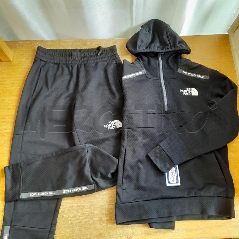 TUTA UOMO NERA THE NORTH FACE | Mercatino dell'Usato Sondrio 1
