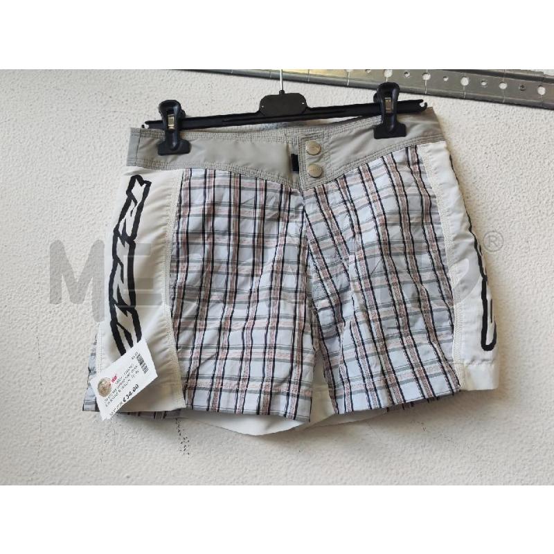 COSTUME UOMO RRD BIANCO RIGHE ROSSO NERO | Mercatino dell'Usato Albenga 1