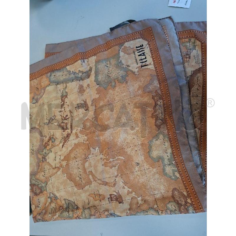FOULARD 1 CLASSE | Mercatino dell'Usato Albenga 1