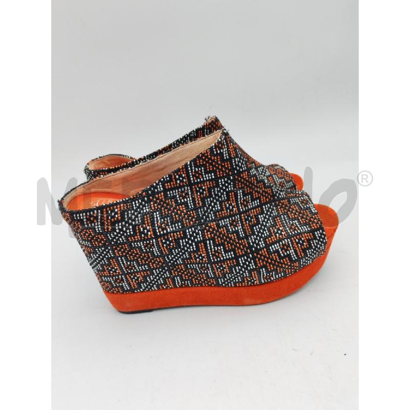 SCARPE DONNA ARANCIO NERO HAVANA CAMBELL | Mercatino dell'Usato Albenga 2