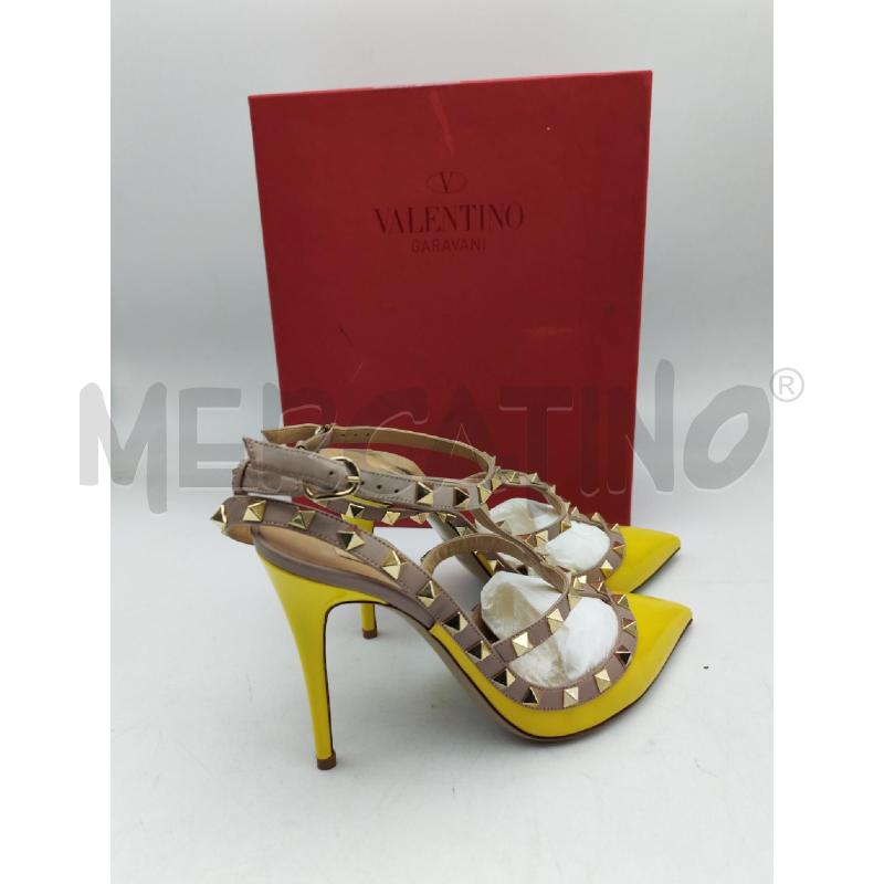 SCARPE DONNA GIALLO BORCHIE VALENTINO GARAVANI IN VERNICE | Mercatino dell'Usato Albenga 3