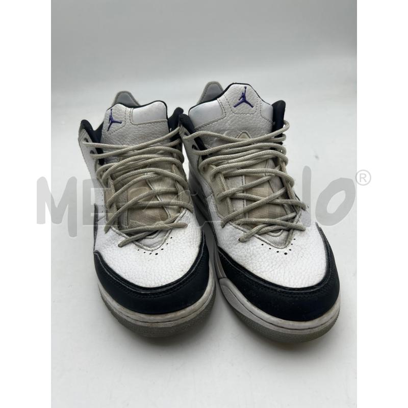 SCARPE UOMO JORDAN BIANCO NERO  | Mercatino dell'Usato Albenga 1