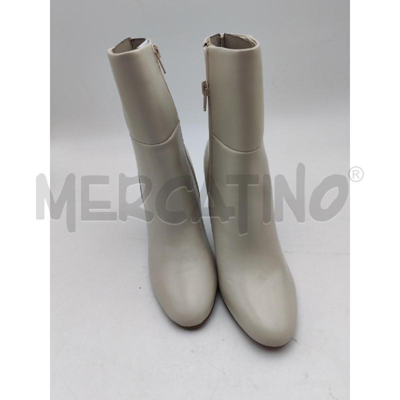 STIVALI DONNA GUESS BEIGE  | Mercatino dell'Usato Albenga 1