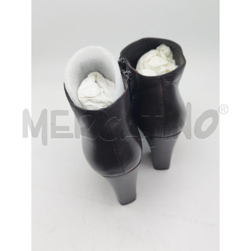 STIVALI DONNA MARRONE STUART WEITZMAN  | Mercatino dell'Usato Albenga 3