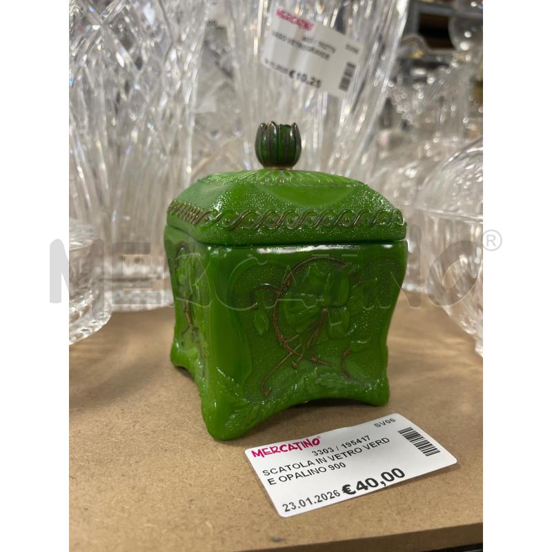 SCATOLA IN VETRO VERDE OPALINO 900 | Mercatino dell'Usato Cosseria 1