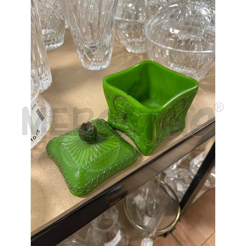 SCATOLA IN VETRO VERDE OPALINO 900 | Mercatino dell'Usato Cosseria 2