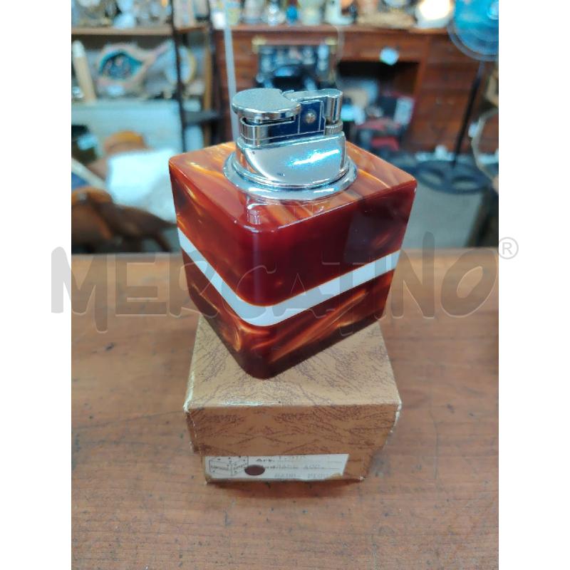 ACCENDINO LUCITE MADREPERLA CARAMELLO FASCIA BIANCO | Mercatino dell'Usato Manduria 1
