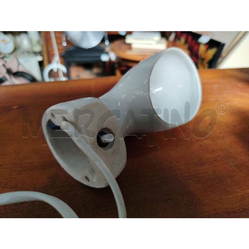 APPLIQUE DA PARETE STILE BAUHAUS PORCELLANA BIANCA ADATTATA A LAMPADA DA COMODINO | Mercatino dell'Usato Manduria 3