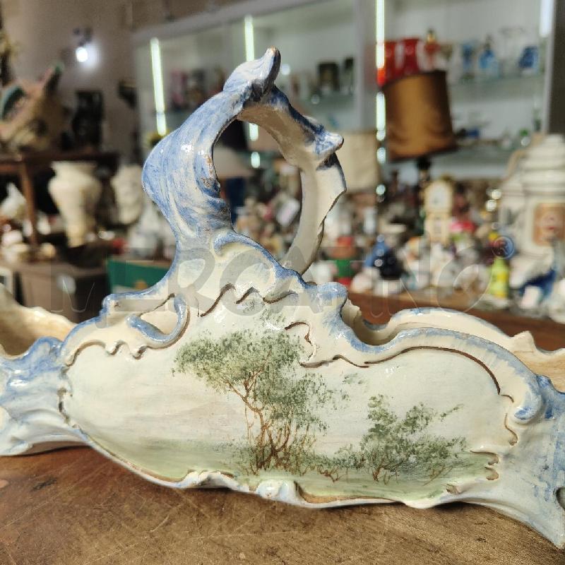 CENTROTAVOLA CERAMICA EPODA DIPINTA A MANO CONTADINI FIORI | Mercatino dell'Usato Manduria 3
