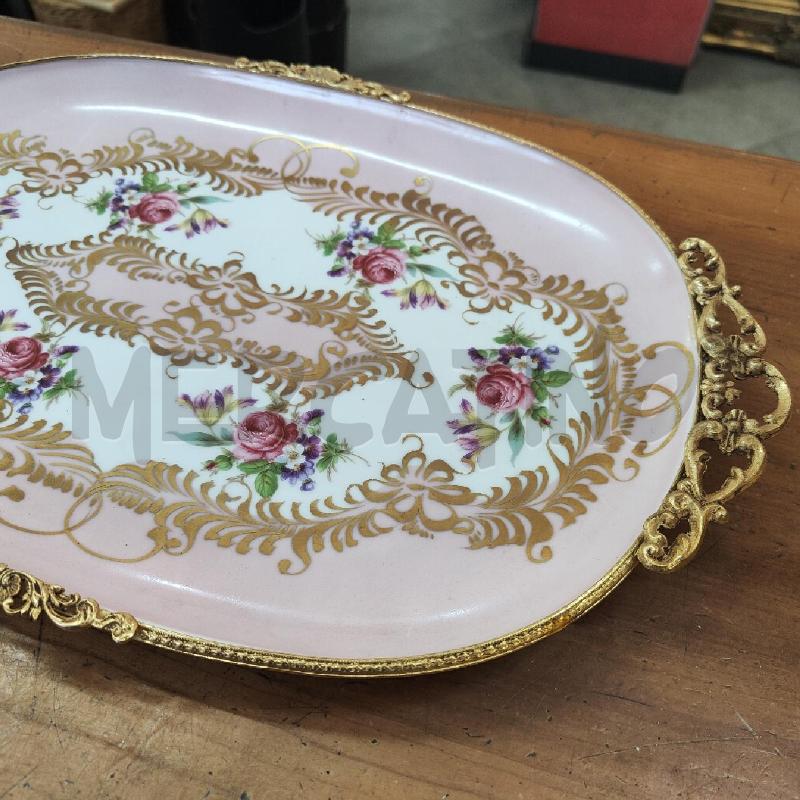 CENTROTAVOLA OVALE T LIMOGES ROSA ORO FIORI BORDO OTTONE  | Mercatino dell'Usato Manduria 4