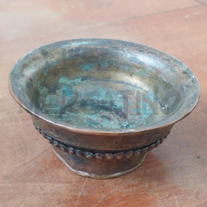 CIOTOLINA ORIENTALE METALLO ARGENTATO MARTELLATO | Mercatino dell'Usato Manduria 2