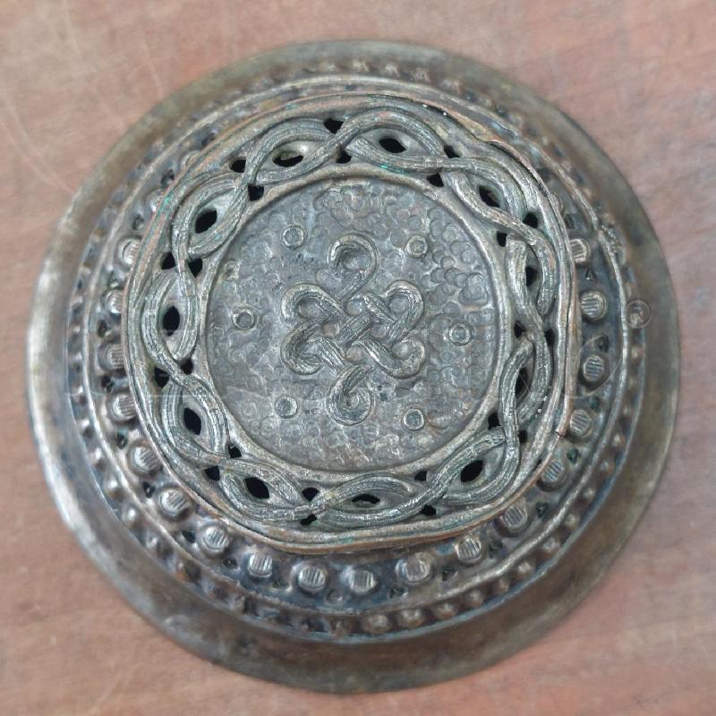 CIOTOLINA ORIENTALE METALLO ARGENTATO MARTELLATO | Mercatino dell'Usato Manduria 4