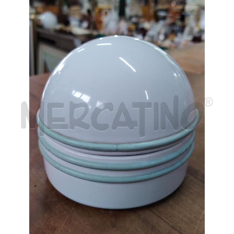 CONTENITORE CERAMICA MID CENTURY BIANCO FASCE GOMMATE CELESTI | Mercatino dell'Usato Manduria 1