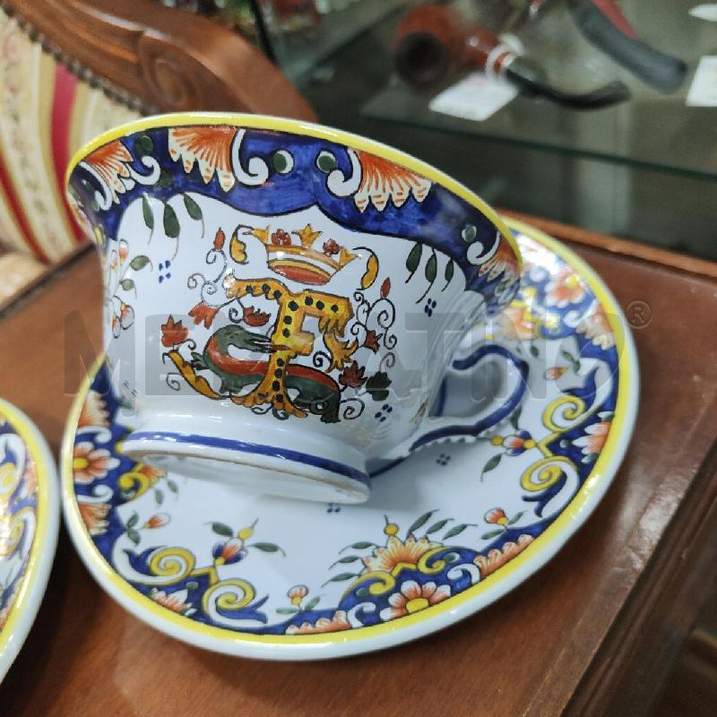 COPPIA TAZZE E PIATTINO FAIENCE DE BLOIS STEMMA FIORI | Mercatino dell'Usato Manduria 2