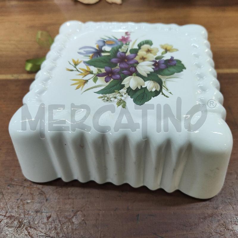 FORMELLA CERAMICA ROMETTI FIORI NASTRO VERDE | Mercatino dell'Usato Manduria 3