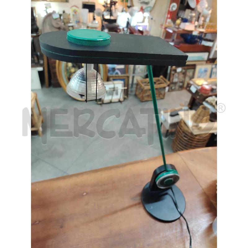LAMPADA EFFETTOLUCE POSTMODERNA NERA VERDE | Mercatino dell'Usato Manduria 2