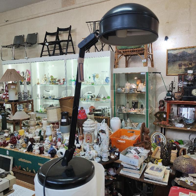 LAMPADA ERAZIO COSMO METALLO NERO DA TAVOLO  | Mercatino dell'Usato Manduria 1