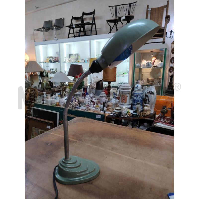 LAMPADA MINISTERIALE ANNI '60 VERDE PALLIDO  | Mercatino dell'Usato Manduria 1