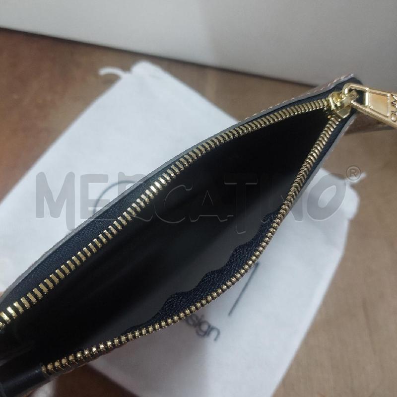 POCHETTE GUM GIANNI CHIARINI DORATA | Mercatino dell'Usato Manduria 4
