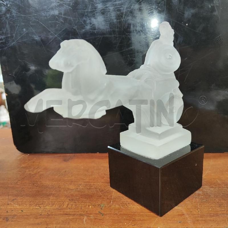 SCULTURA ART DECO BOUDICEA H. HOFFMANN BASE NERA | Mercatino dell'Usato Manduria 3
