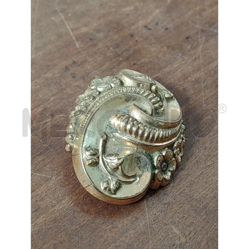 SPILLA EPOCA VITTORIANA METALLO PLACCATO DORATO | Mercatino dell'Usato Manduria 2