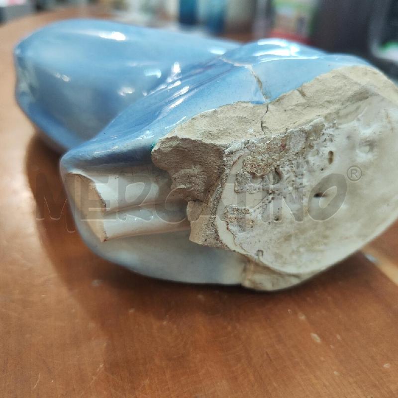 STATUETTA PORCELLANA MADONNA IN PREGHIERA ABITO BLU GIALLO DANNEGGIATA | Mercatino dell'Usato Manduria 4